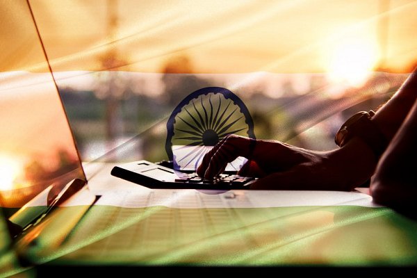 How Freelancers in India Use Bitcoin to Increase Their Real Wages